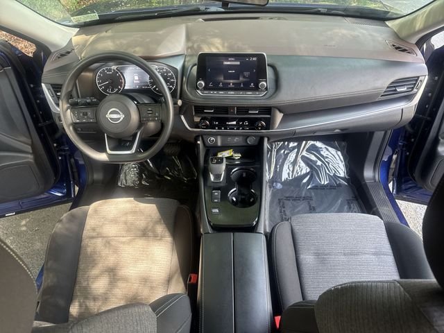 Used 2023 Blue Nissan SV image 9