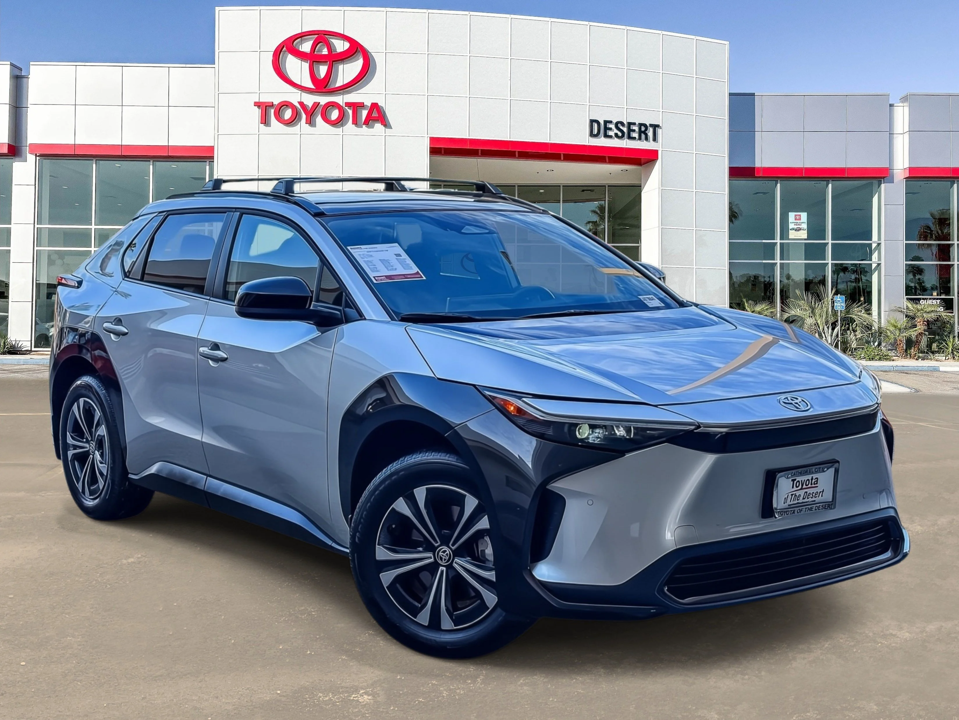 Used 2025 Silver Metallic Toyota XLE image 1