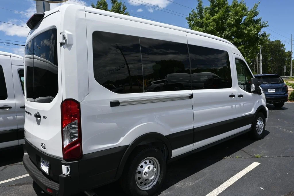 New 2026 Oxford White Ford Passenger Van XLT image 28