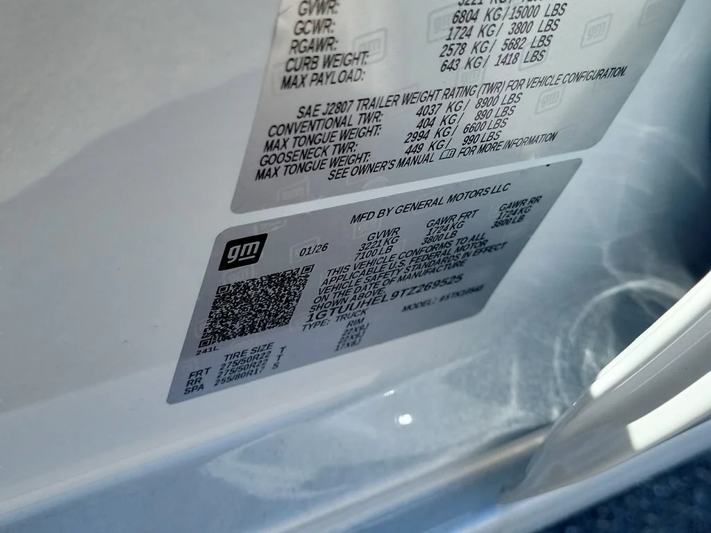 New 2026 Glacier White Tricoat GMC Denali Ultimate image 25