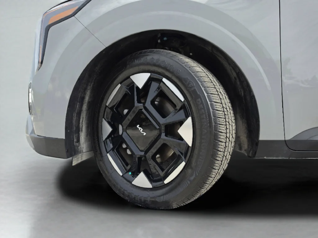 Used 2025 White Kia EX image 51