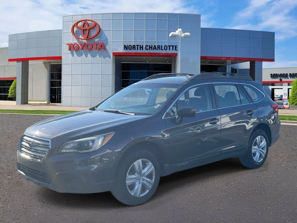 Used 2015 Gray Subaru 2.5i image 3