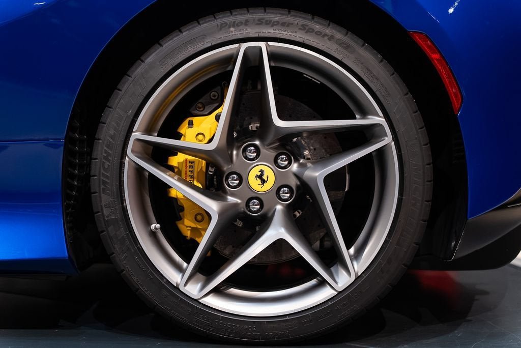 Certified Used 2021 Blu Elettrico Ferrari Base image 14