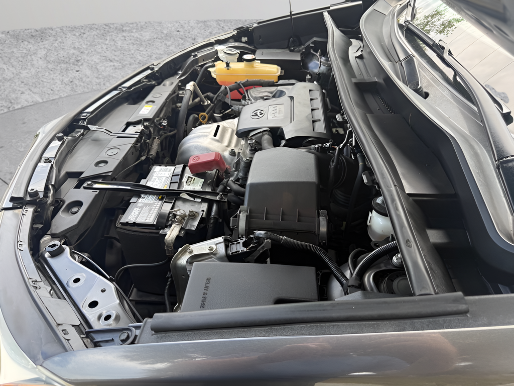Used 2018 Gray Toyota LE image 48