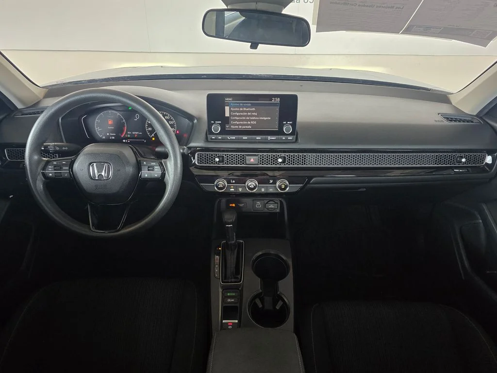 Used 2024  Honda LX image 7