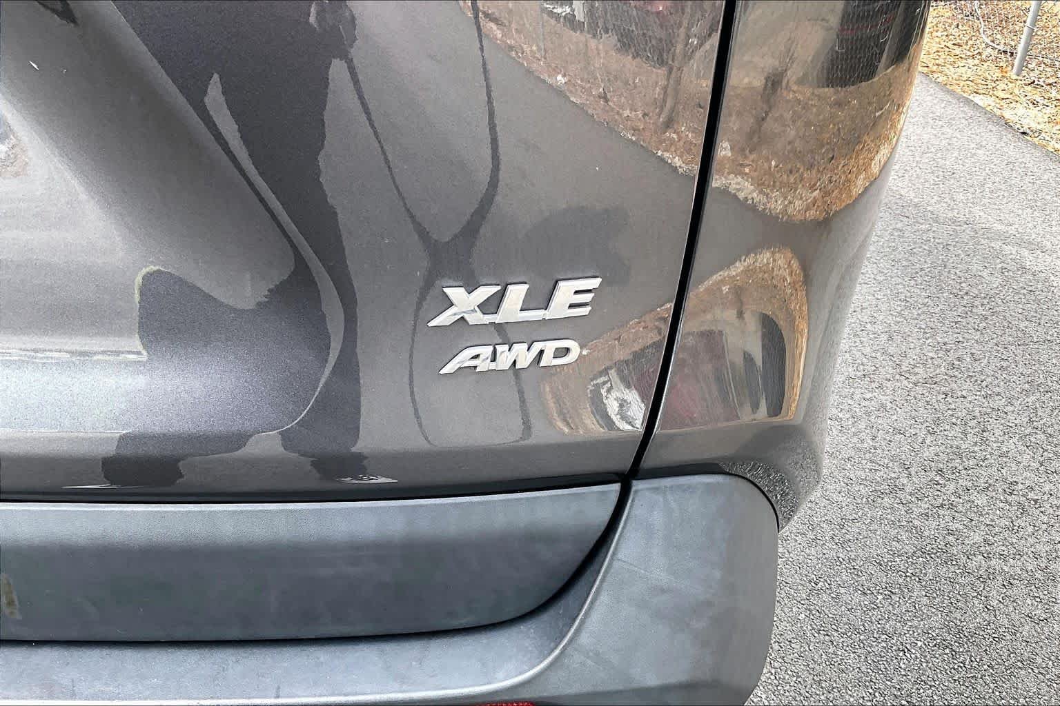 Used 2024 Magnetic Gray Metallic Toyota XLE image 10