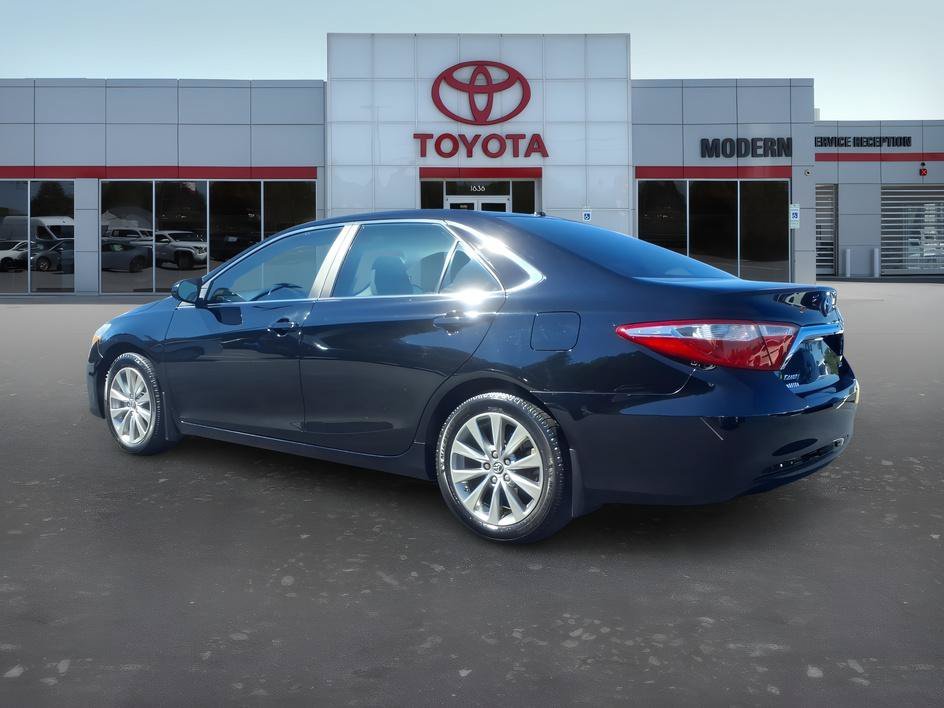 Used 2015 Attitude Black Toyota XLE image 3