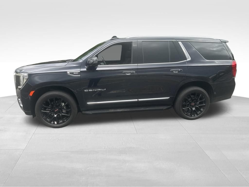 Used 2023 Blue GMC Denali image 2