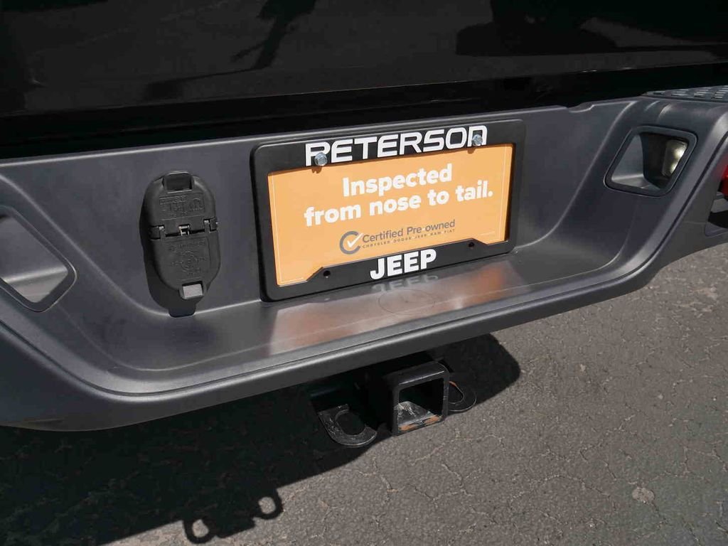 Used 2026 Black Jeep Mojave image 9