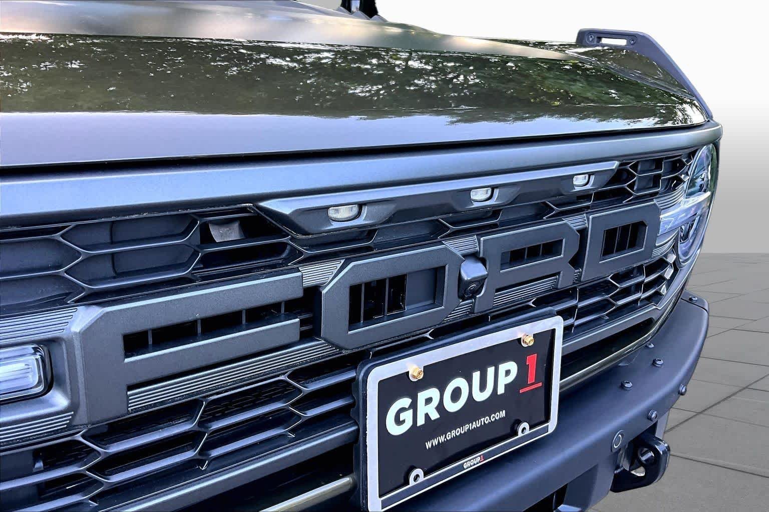 Used 2025 Shelter Green Metallic Ford Raptor image 28