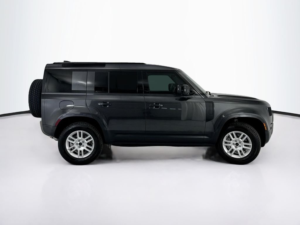 Used 2026 Carpathian Grey Prem Met Land Rover S image 4