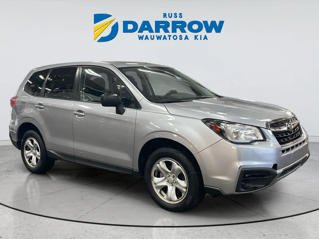 Used 2018 Silver Subaru 2.5i image 7