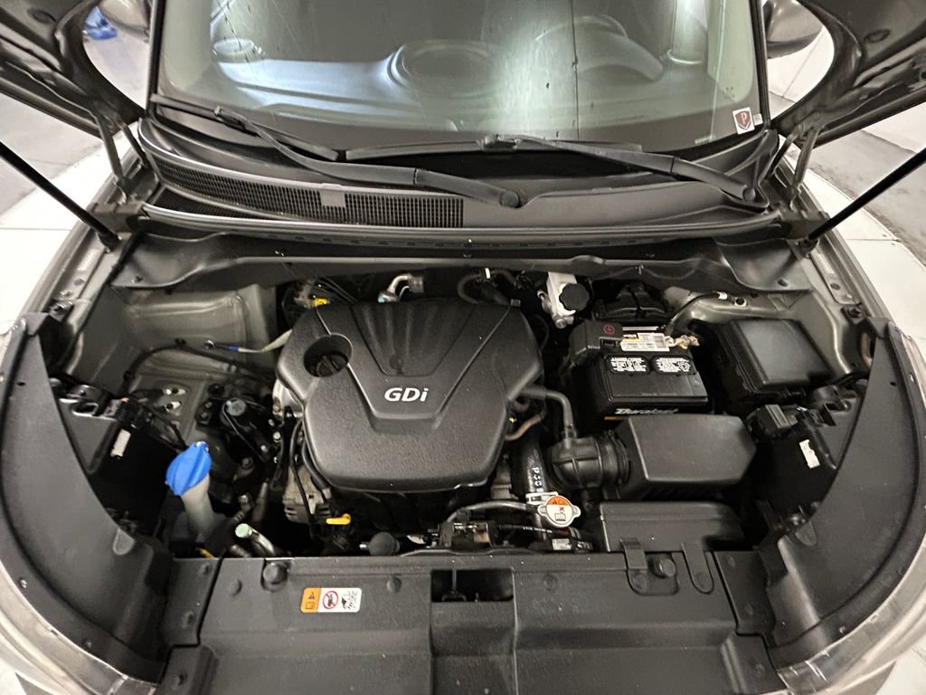 Used 2016 Gray Kia Base image 21