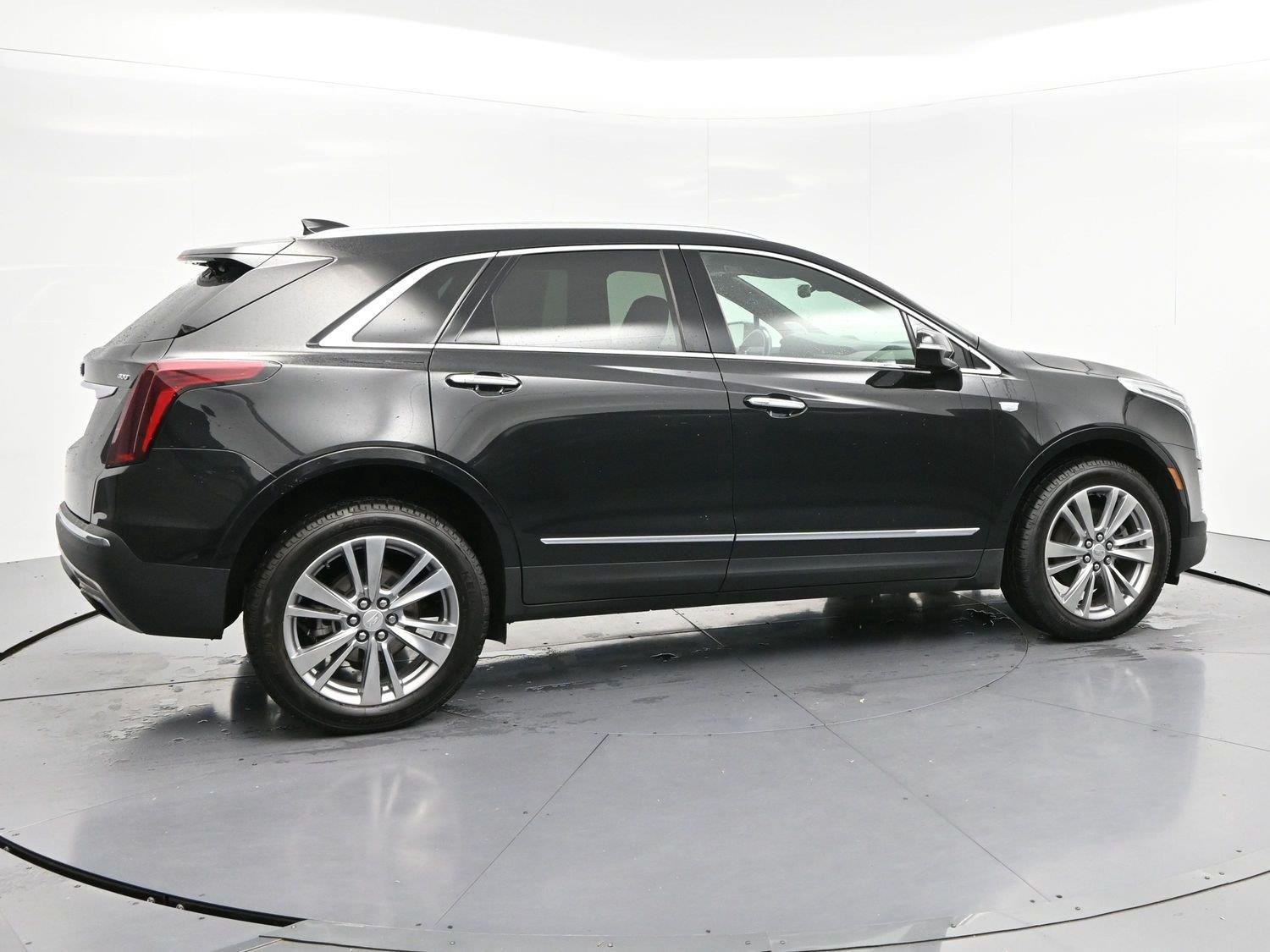 Used 2024 Stellar Black Metallic Cadillac Premium Luxury image 8
