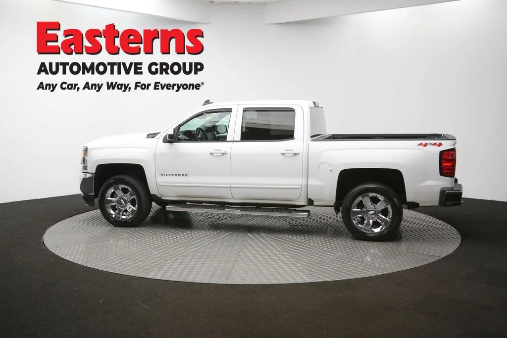 Used 2018 White Chevrolet LT image 61