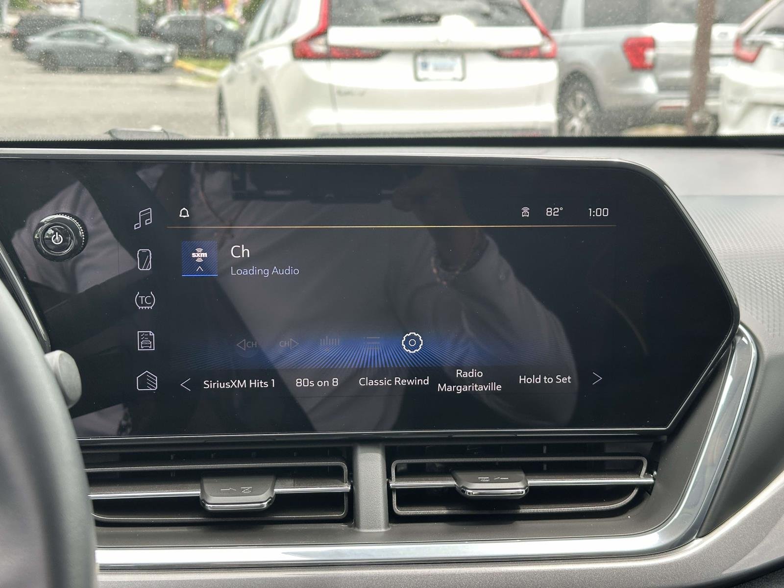 Used 2024 White Chevrolet ACTIV image 26