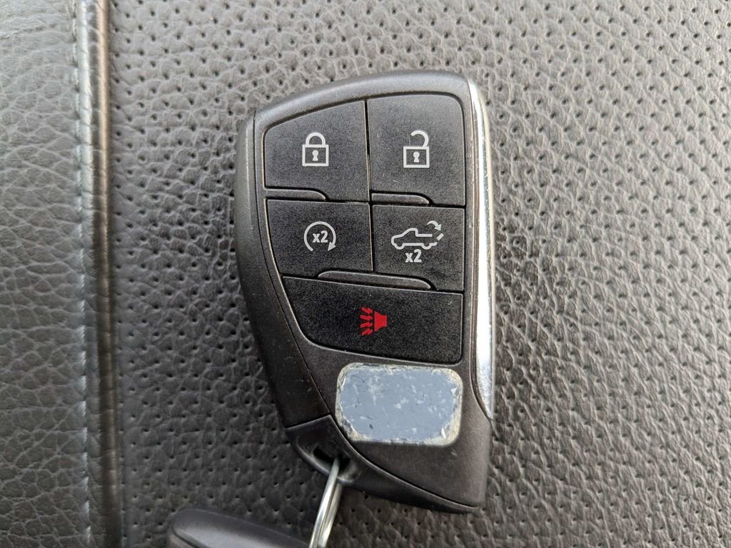 Used 2023 Black GMC Denali image 30