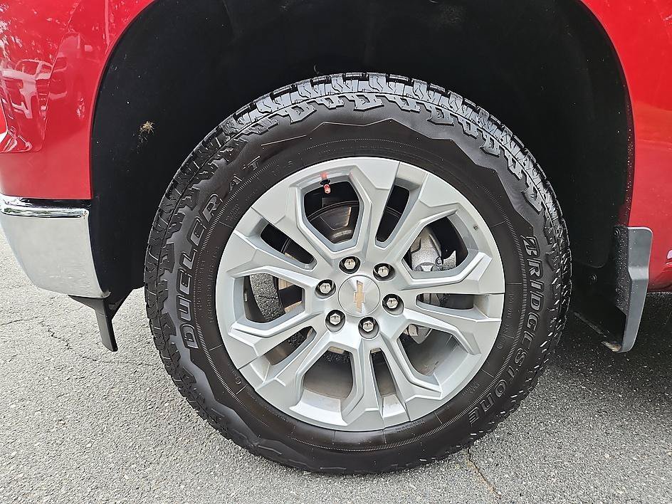 Used 2025 Radiant Red Tintcoat Chevrolet LTZ image 9