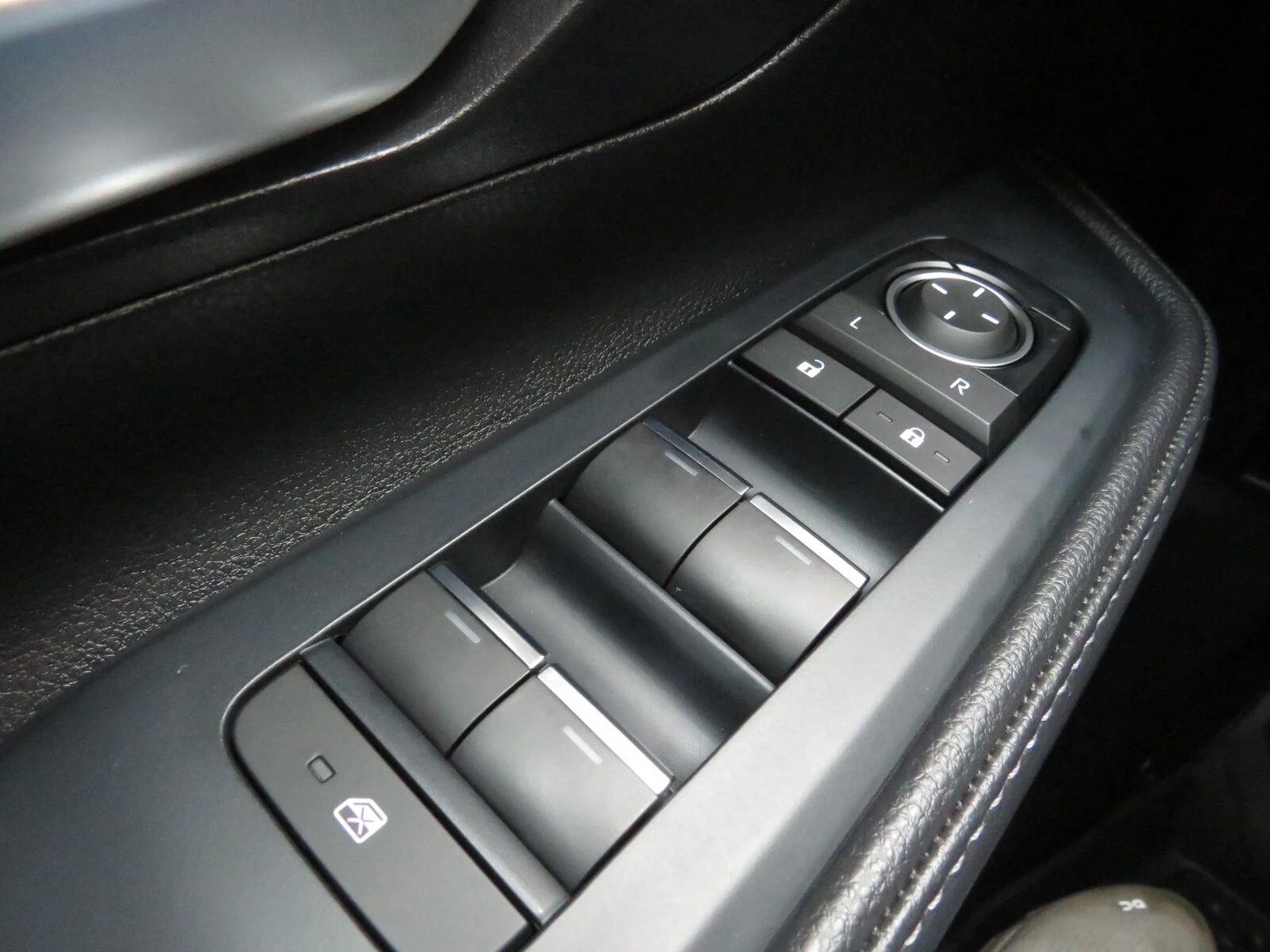 Used 2024 Blueprint Toyota XLE image 33