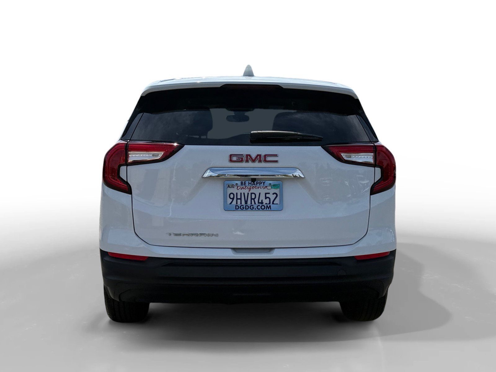 Used 2024 Summit White GMC SLE image 4