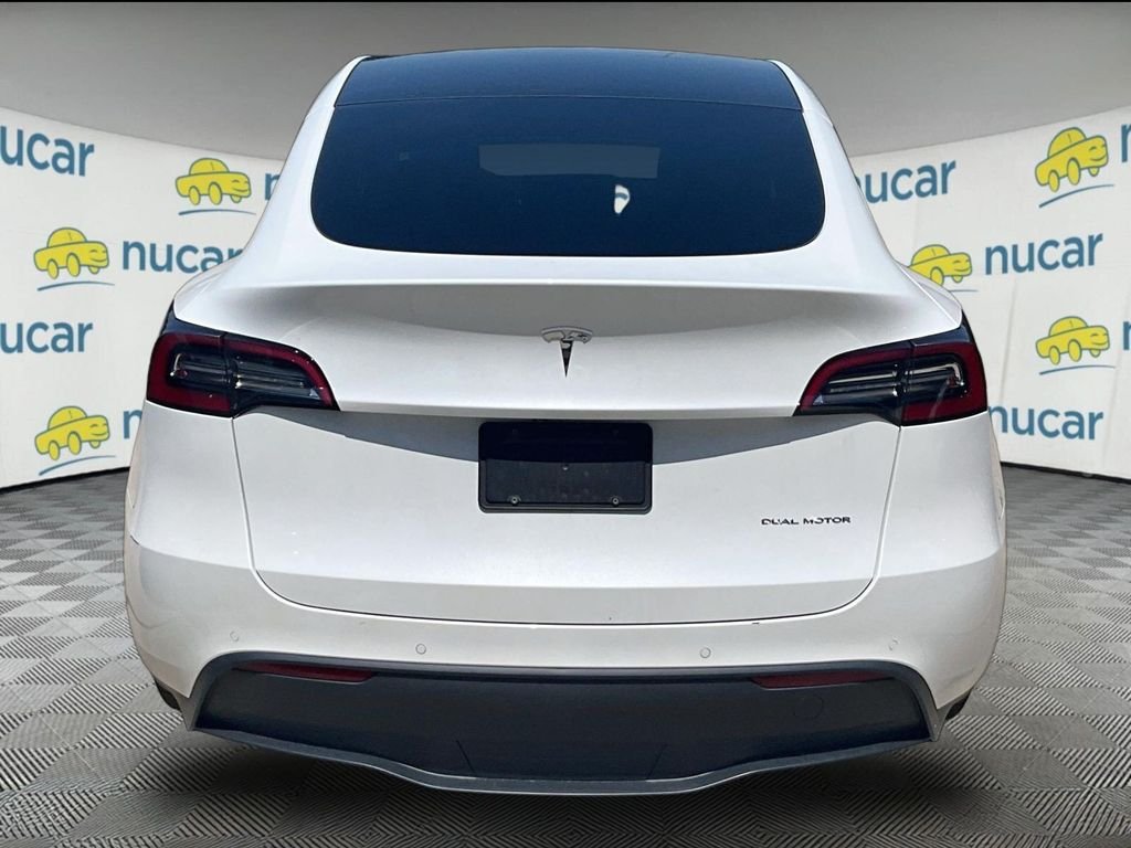 Used 2021 White Tesla Long Range image 3
