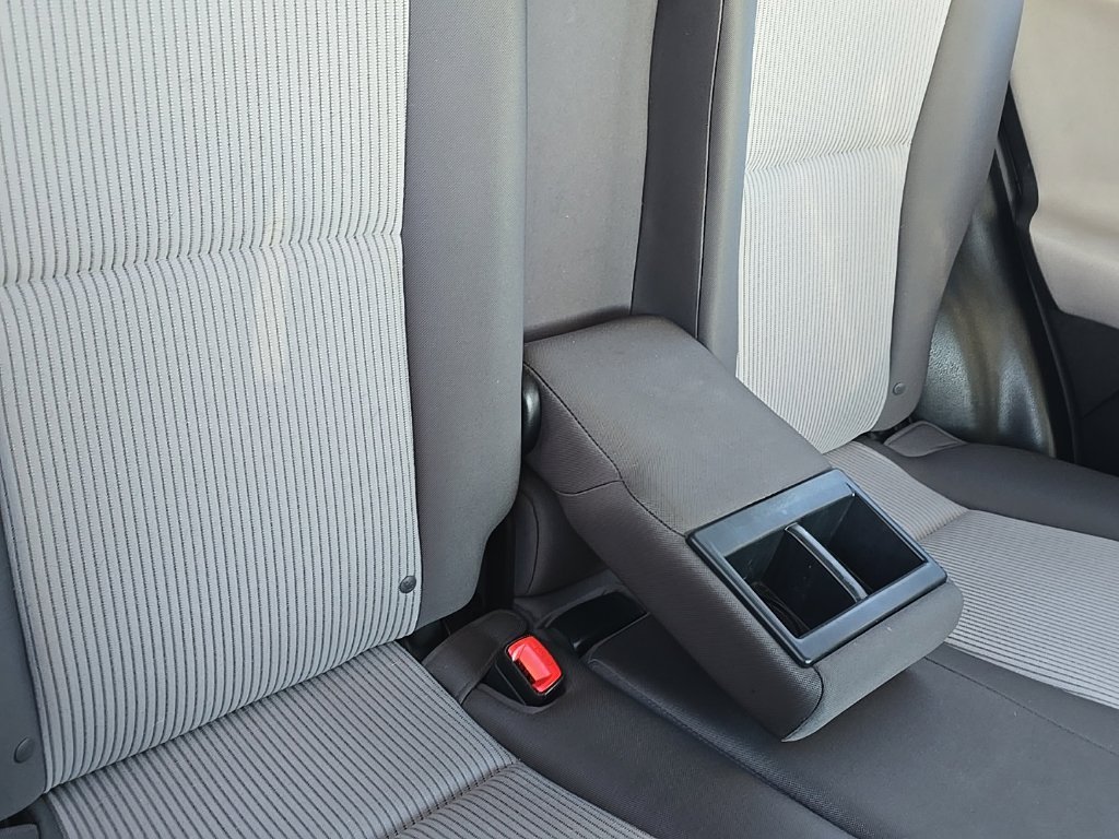 Used 2015 Gray Toyota LE image 13
