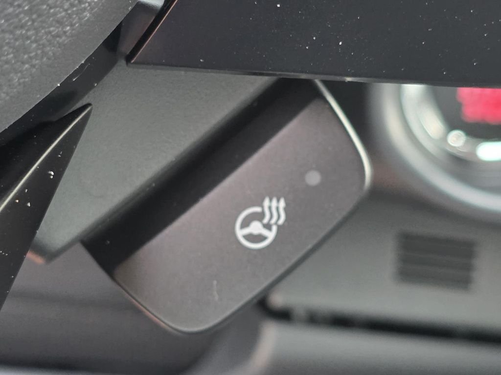 2026 Subaru Outback Limited - Photo 31