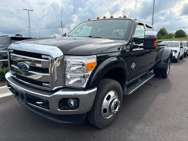 Used 2016 Shadow Black Ford Lariat image 2