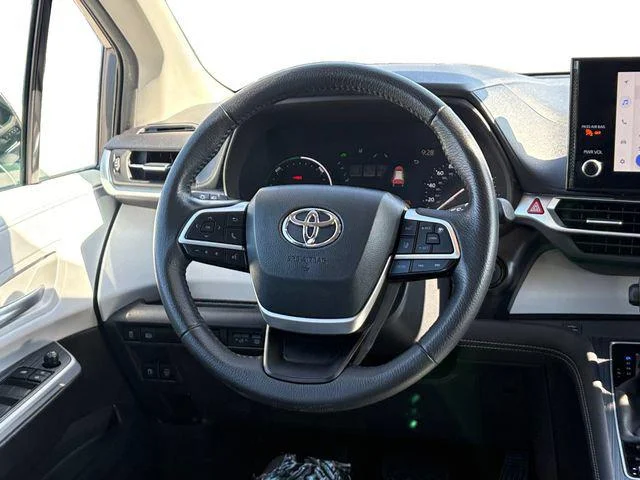 Certified Used 2025 MAGNETIC GRAY MET. Toyota  image 15