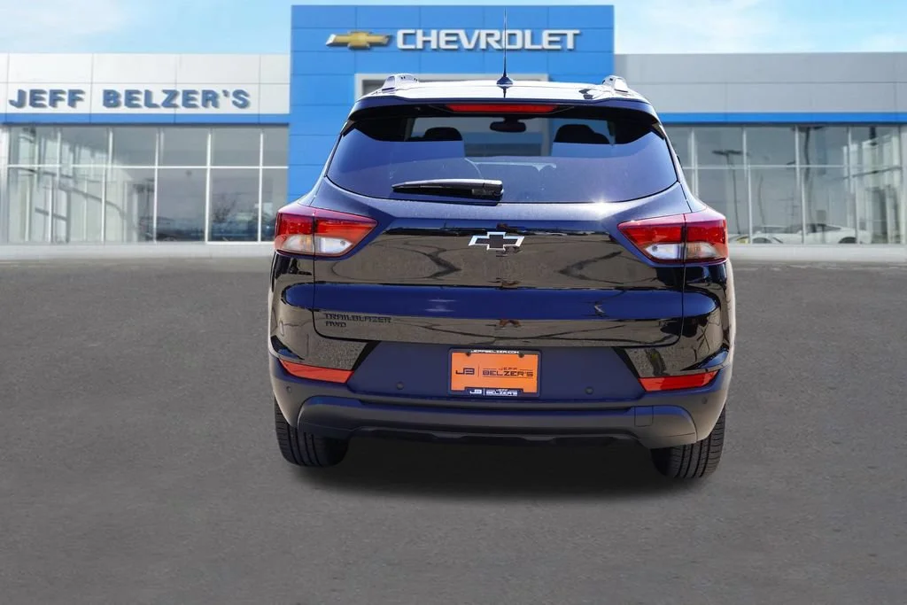 New 2026 Mosaic Black Metallic Chevrolet LT image 4