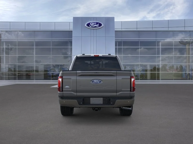 New 2026 Carbonized Gray Metallic Ford King Ranch® image 55