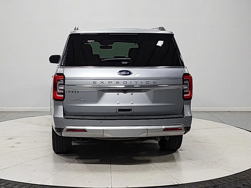 Used 2024 Silver Ford Limited image 7