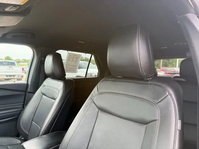 Used 2020 Black Ford Limited image 14