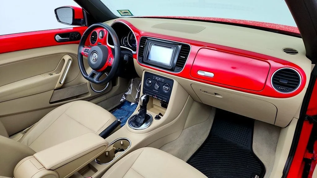 Used 2014 Tornado Red/Beige Roof Volkswagen 2dr Automatic 2.5L PZEV *Ltd Avail* image 24