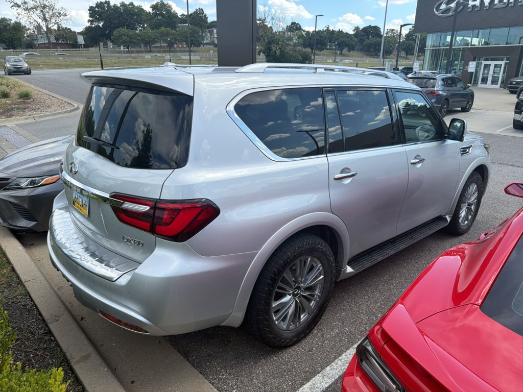 Used 2020 Liquid Platinum INFINITI LUXE image 4