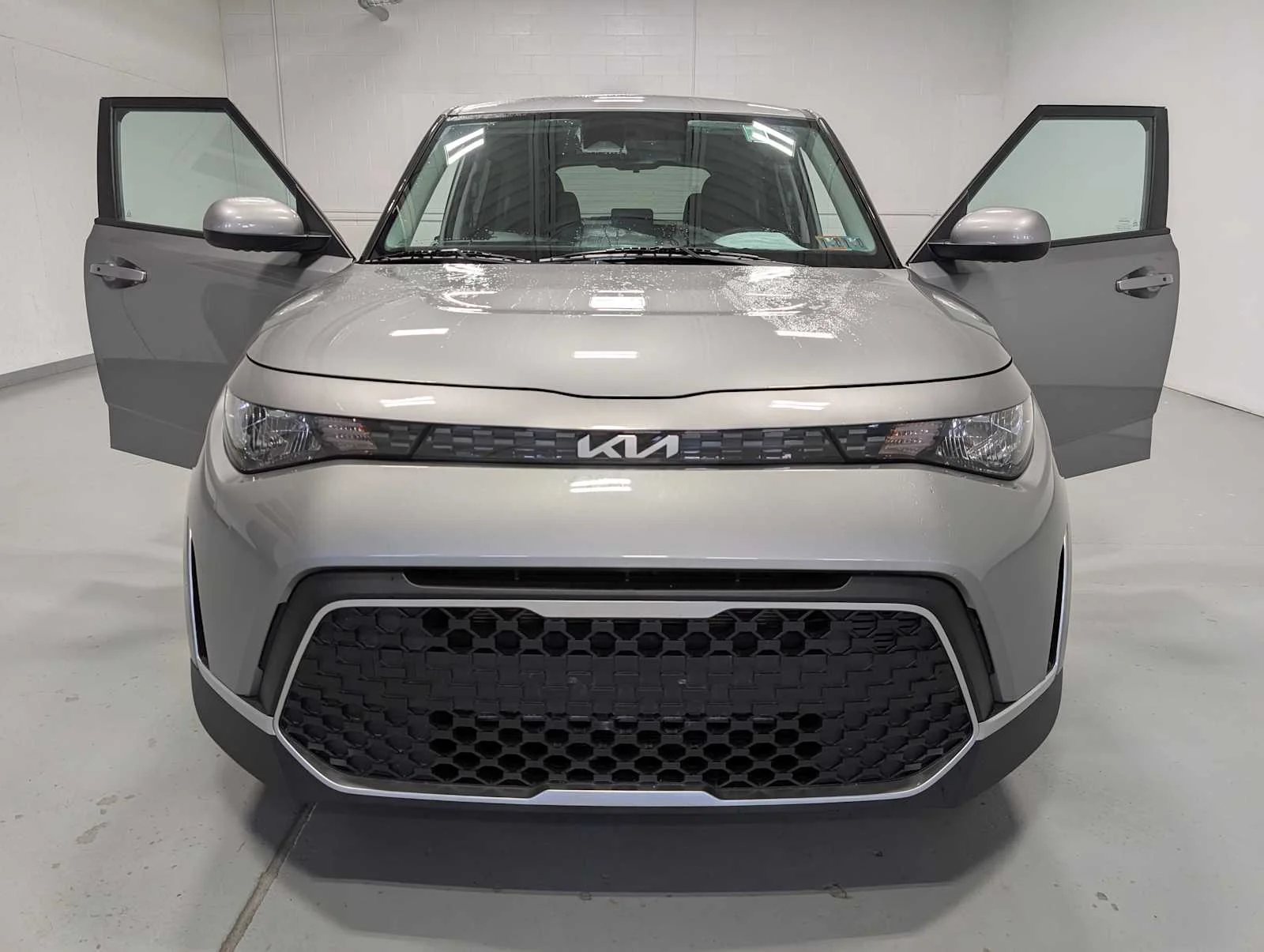 Certified Used 2024 Steel Gray Kia S image 15