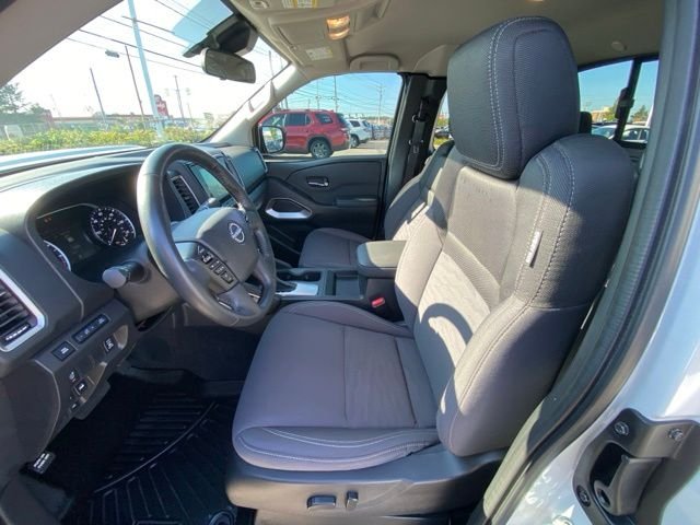 Used 2024 Glacier White Nissan SV image 14