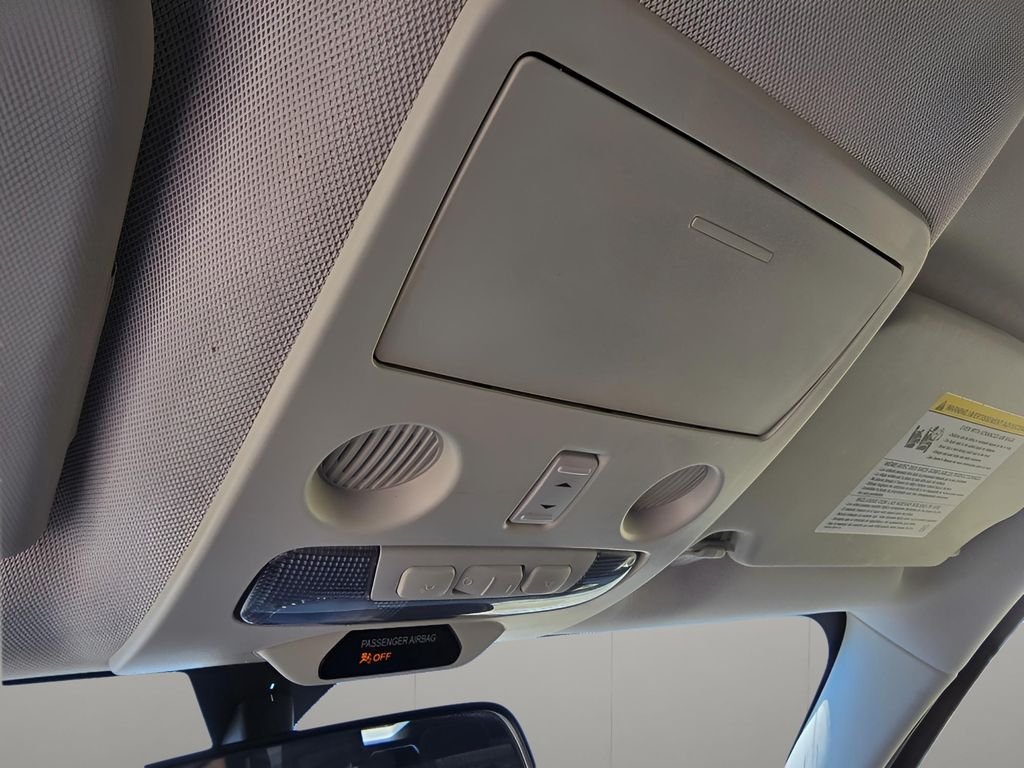 Used 2020 Smoke Metallic Ford SE image 20