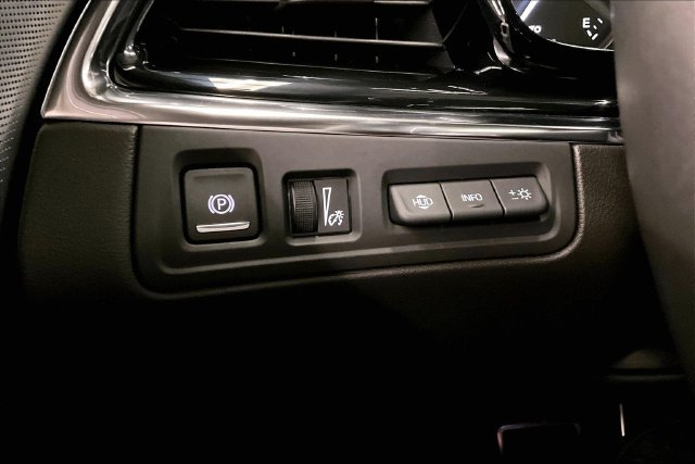 Used 2021 Satin Steel Metallic Cadillac Sport image 39