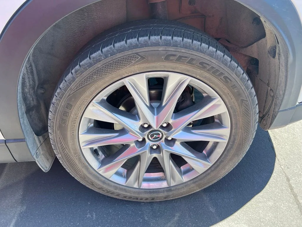 Used 2019 White Mazda Grand Touring Reserve image 11
