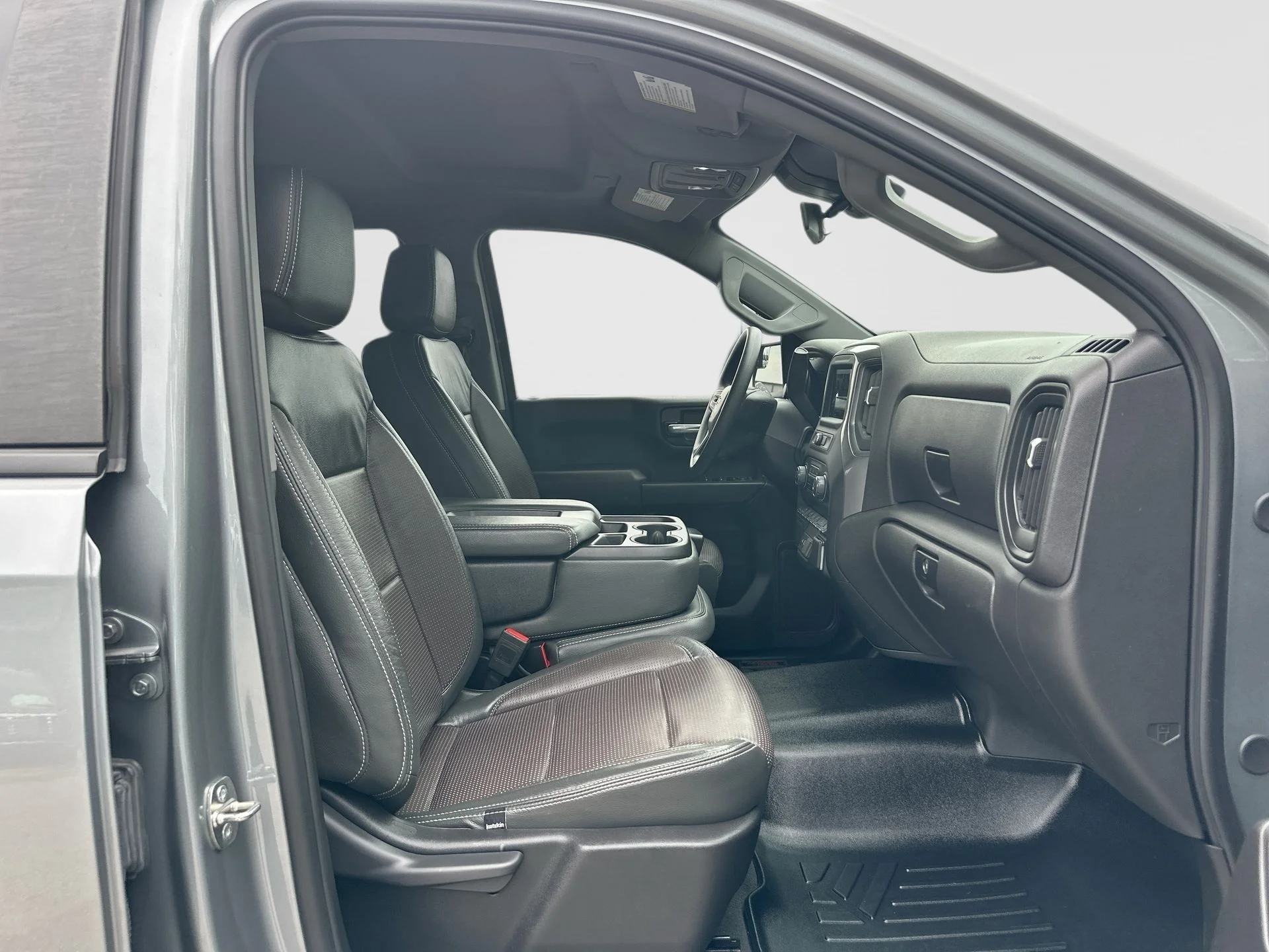 Certified Used 2024 Sterling Gray Metallic Chevrolet Custom Trail Boss image 27