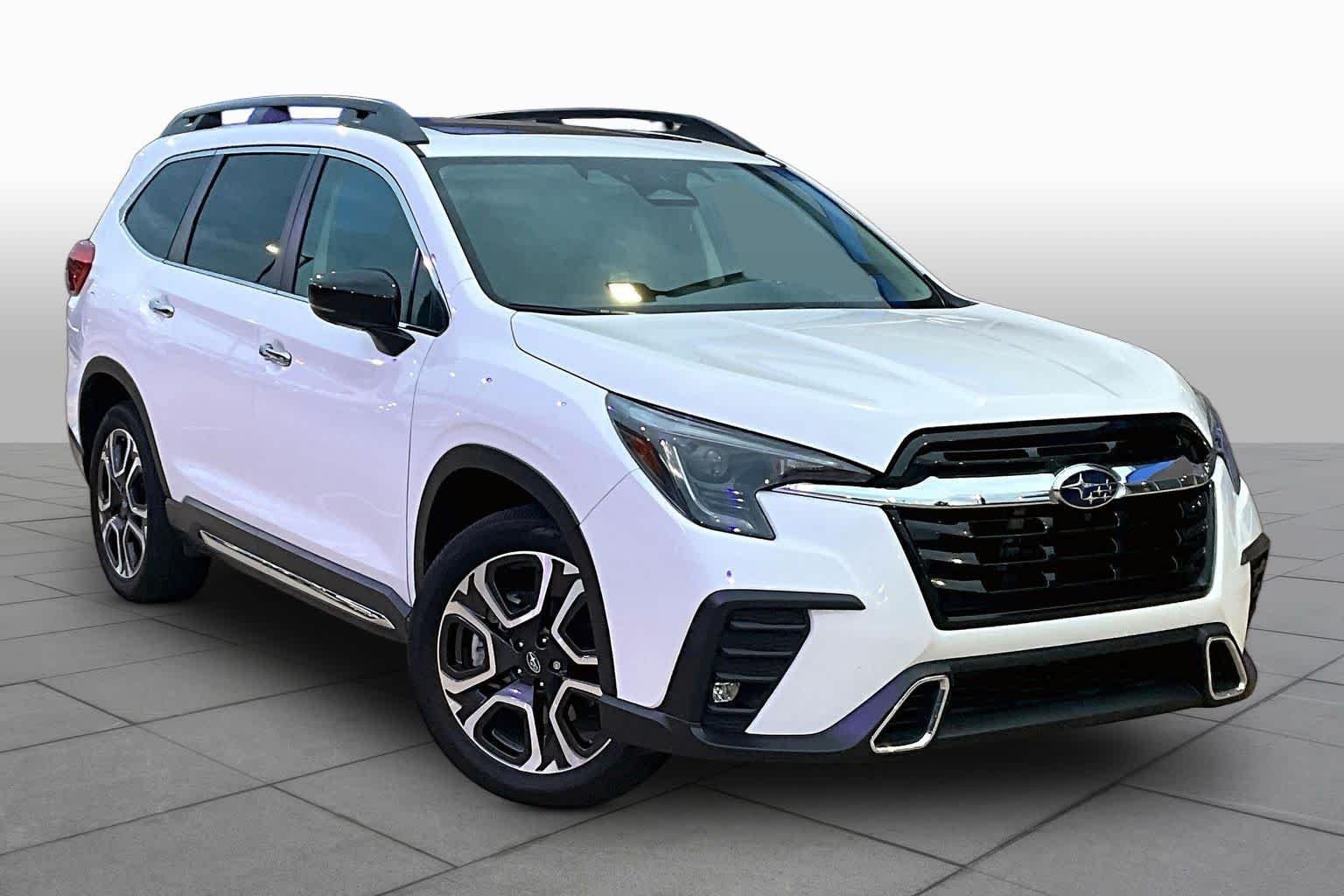 Used 2024 Crystal White Pearl Subaru Touring image 3