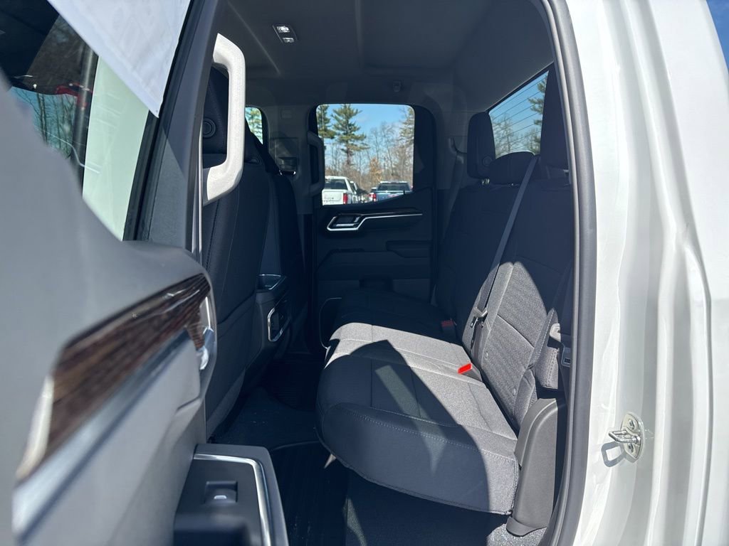 New 2026 Summit White GMC Elevation image 6