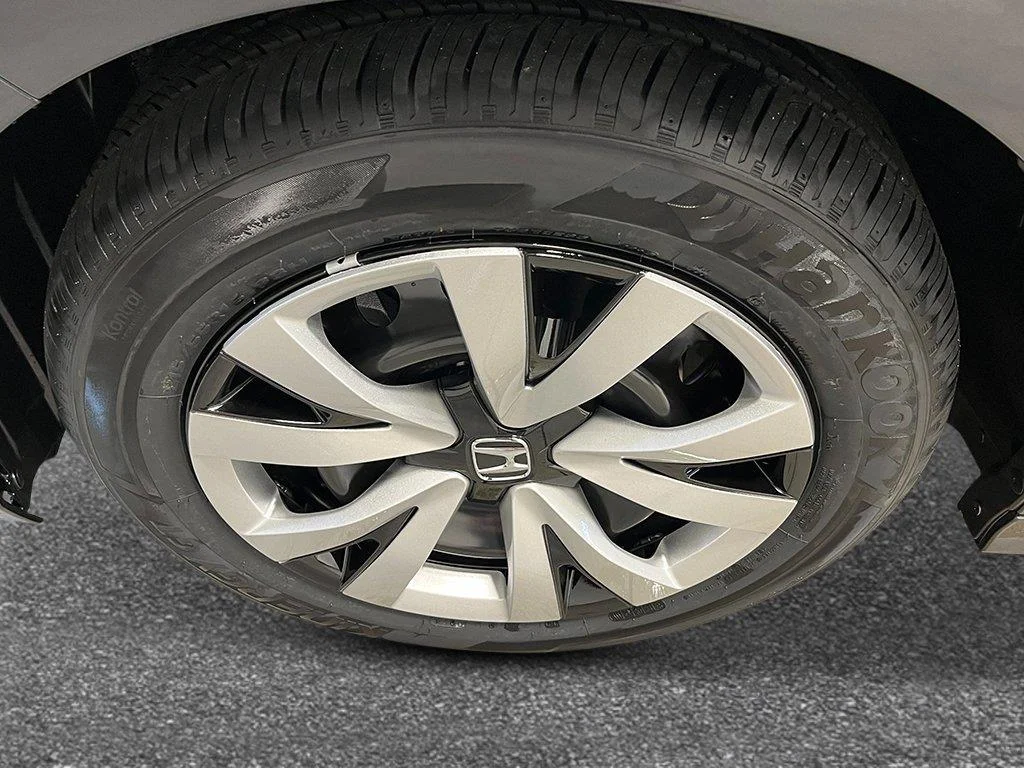 New 2026 Meteorite Gray Metallic Honda LX image 10