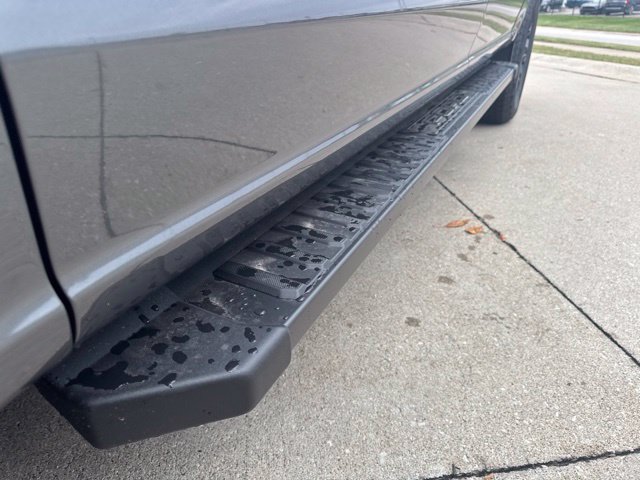 New 2026 Carbonized Gray Metallic Ford XLT image 44