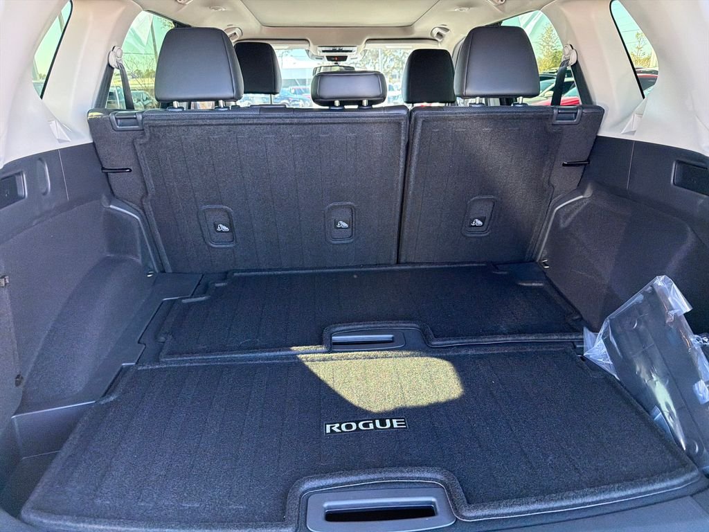 New 2026 Nissan Rogue Platinum 4D Sport Utility