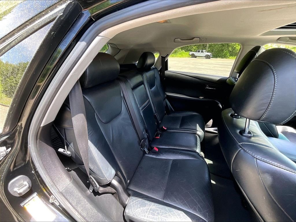 Used 2013 Black Lexus 350 image 18