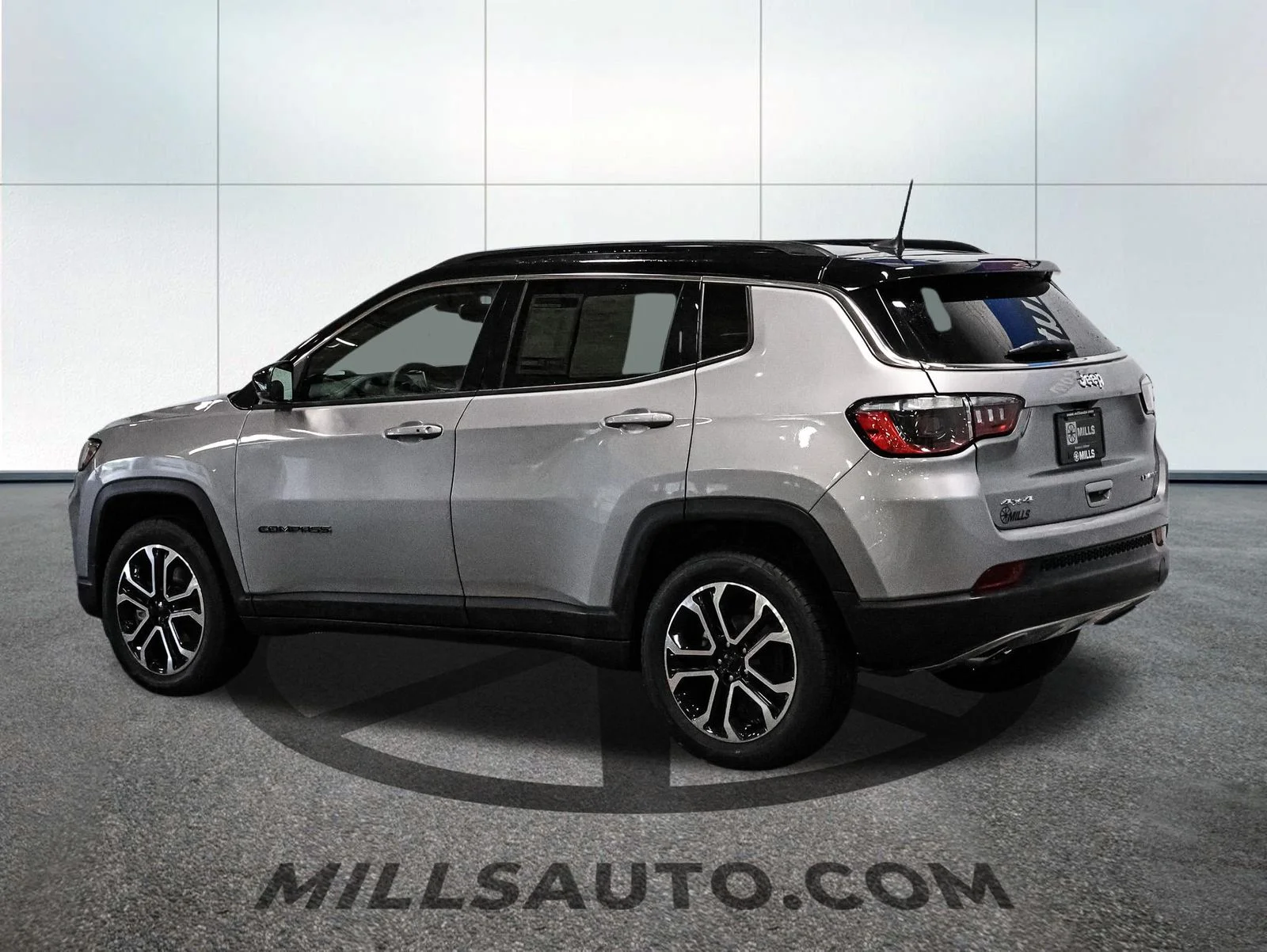 Certified Used 2023 Silver Jeep Limited image 4