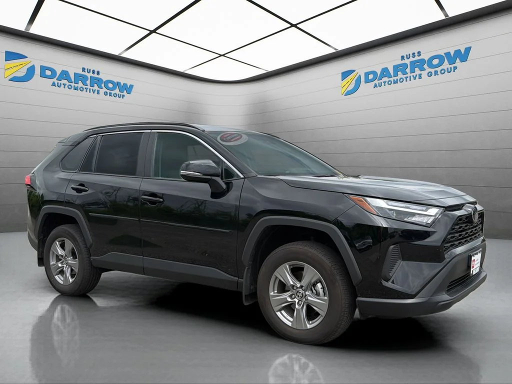 Used 2025 Black Toyota XLE image 8