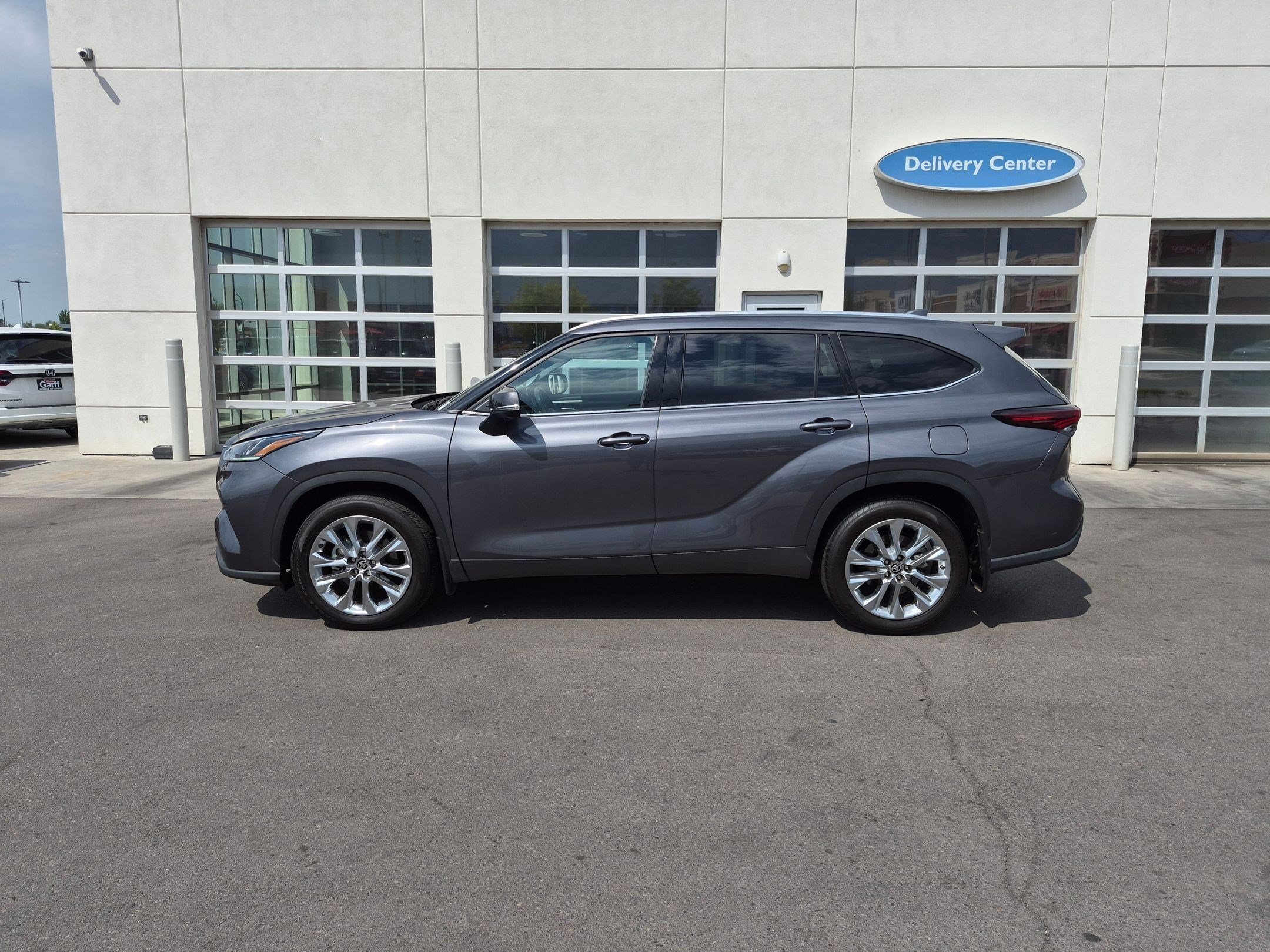 Used 2025 Magnetic Gray Metallic Toyota Limited image 7